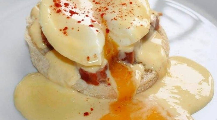 Buttery Olive Oil Hollandaise Sauce