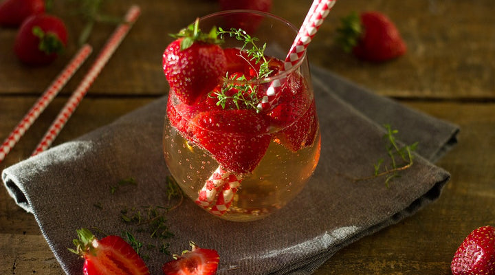 Elderflower & Strawberry Cocktail